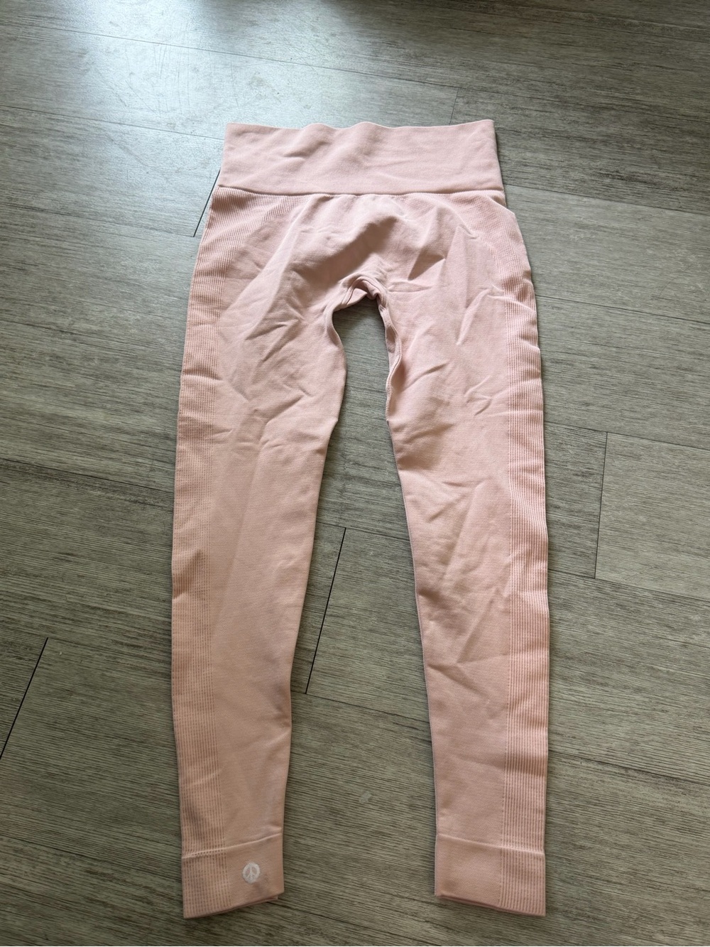 Set active x Madhappy collab leggings
